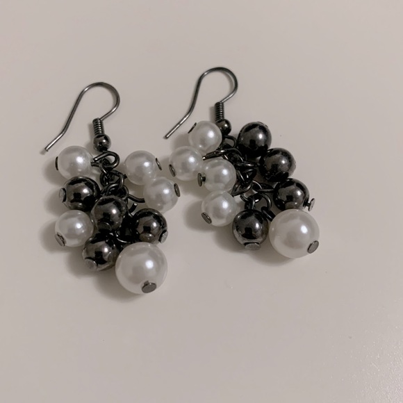 Drop earrings with plastic beads. White and black - Picture 1 of 4